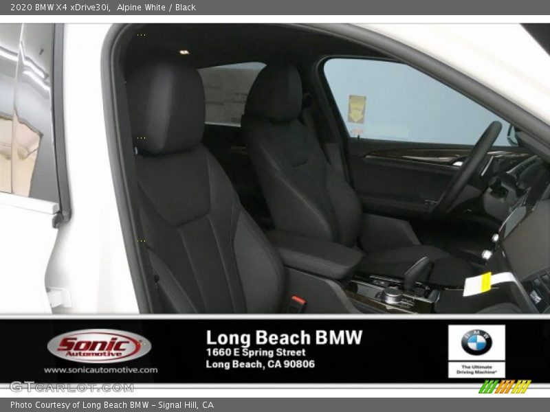 Alpine White / Black 2020 BMW X4 xDrive30i