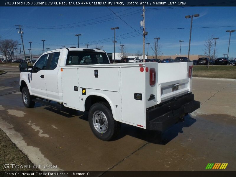 Oxford White / Medium Earth Gray 2020 Ford F350 Super Duty XL Regular Cab 4x4 Chassis Utility Truck