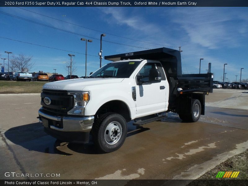 Oxford White / Medium Earth Gray 2020 Ford F350 Super Duty XL Regular Cab 4x4 Chassis Dump Truck