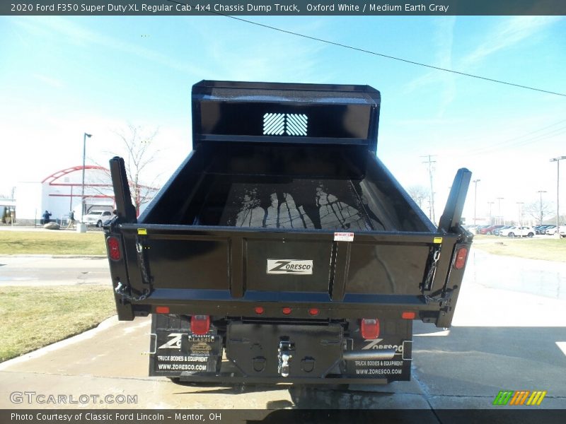 Oxford White / Medium Earth Gray 2020 Ford F350 Super Duty XL Regular Cab 4x4 Chassis Dump Truck