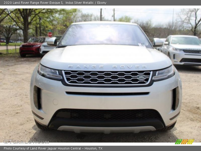 Indus Silver Metallic / Ebony 2020 Land Rover Range Rover Evoque S