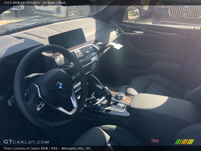 Jet Black / Black 2020 BMW X4 xDrive30i