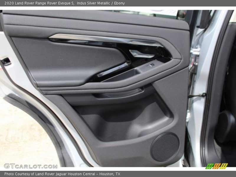 Indus Silver Metallic / Ebony 2020 Land Rover Range Rover Evoque S