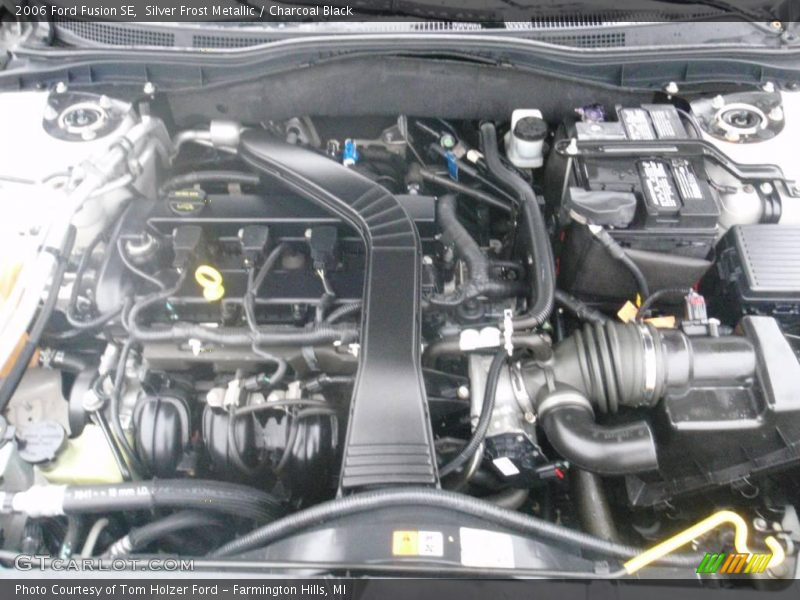 Silver Frost Metallic / Charcoal Black 2006 Ford Fusion SE