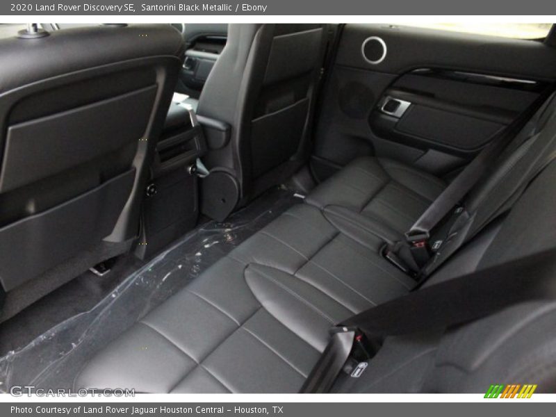Santorini Black Metallic / Ebony 2020 Land Rover Discovery SE