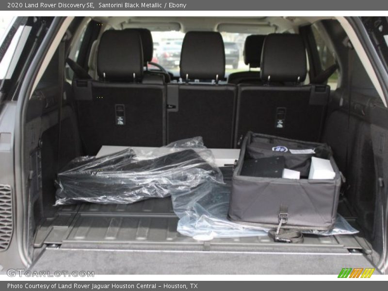 Santorini Black Metallic / Ebony 2020 Land Rover Discovery SE