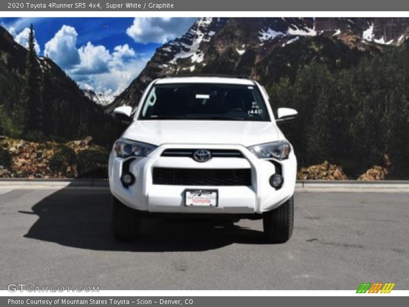 Super White / Graphite 2020 Toyota 4Runner SR5 4x4