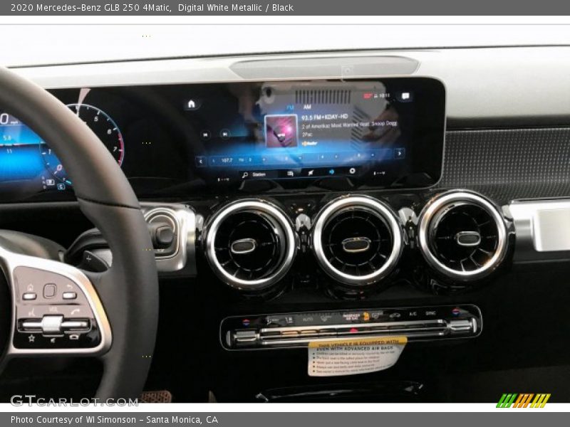 Digital White Metallic / Black 2020 Mercedes-Benz GLB 250 4Matic