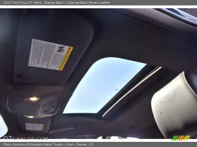 Shadow Black / Charcoal Black Recaro Leather 2017 Ford Focus ST Hatch