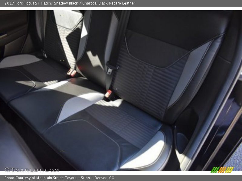 Shadow Black / Charcoal Black Recaro Leather 2017 Ford Focus ST Hatch