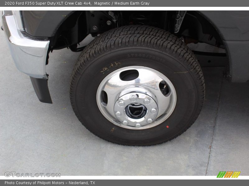 Magnetic / Medium Earth Gray 2020 Ford F350 Super Duty XLT Crew Cab 4x4