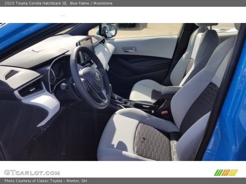 Blue Flame / Moonstone 2020 Toyota Corolla Hatchback SE
