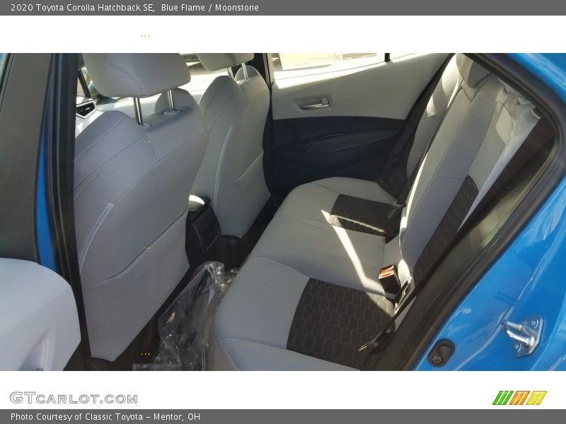 Blue Flame / Moonstone 2020 Toyota Corolla Hatchback SE