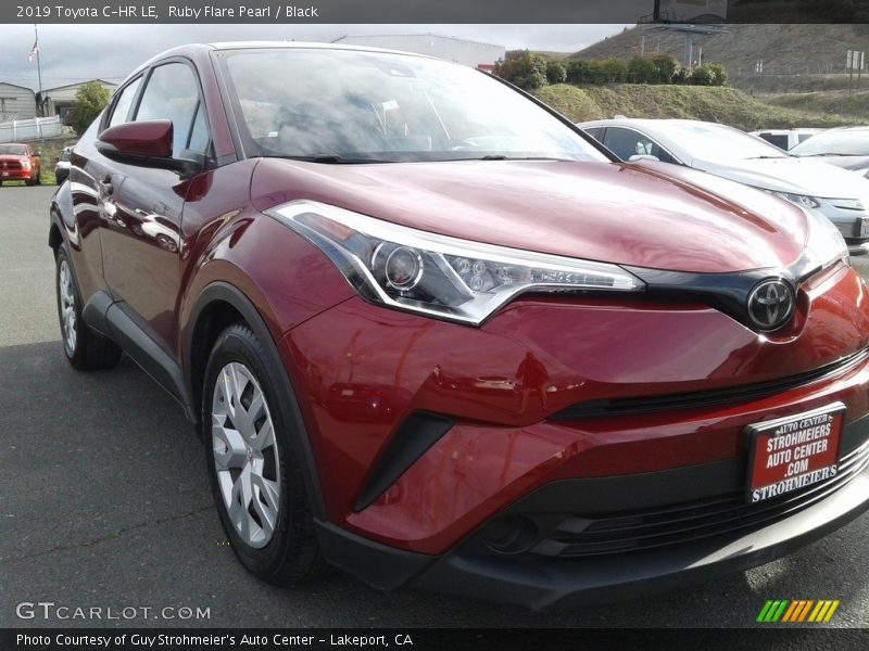 Ruby Flare Pearl / Black 2019 Toyota C-HR LE