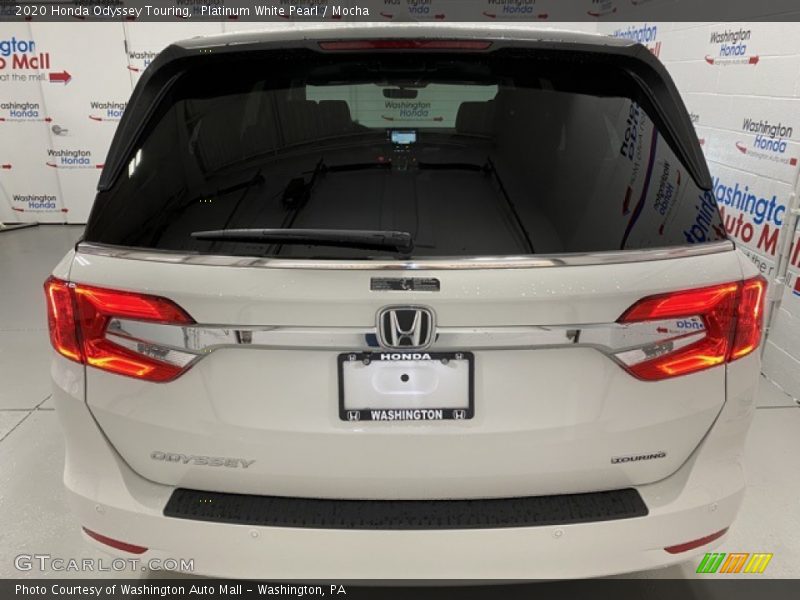 Platinum White Pearl / Mocha 2020 Honda Odyssey Touring