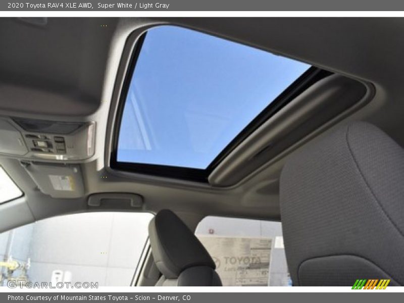 Super White / Light Gray 2020 Toyota RAV4 XLE AWD