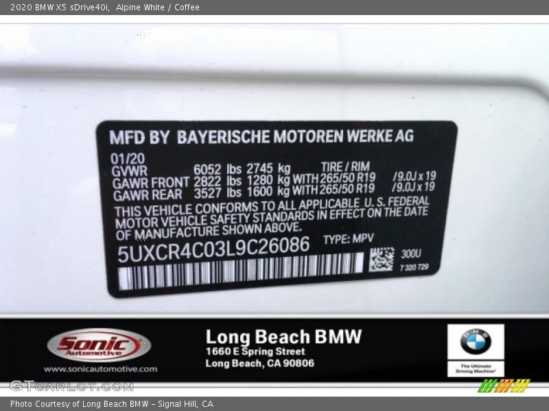 Alpine White / Coffee 2020 BMW X5 sDrive40i