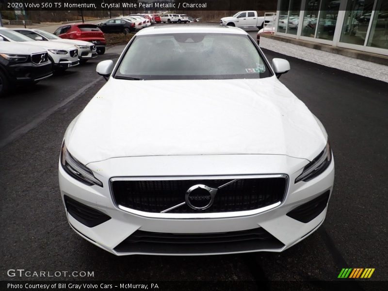 Crystal White Pearl Metallic / Charcoal 2020 Volvo S60 T5 Momentum