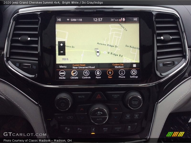 Navigation of 2020 Grand Cherokee Summit 4x4