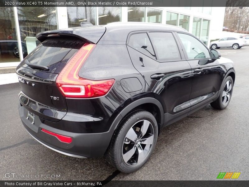 Onyx Black Metallic / Oxide Red/Charcoal 2020 Volvo XC40 T5 Momentum AWD