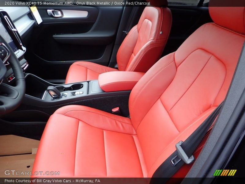 Front Seat of 2020 XC40 T5 Momentum AWD