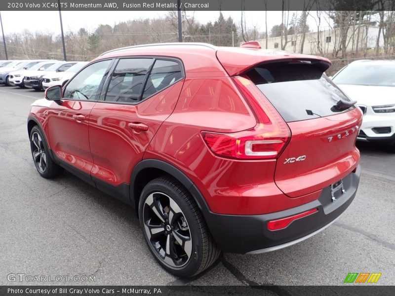 Fusion Red Metallic / Charcoal 2020 Volvo XC40 T5 Momentum AWD