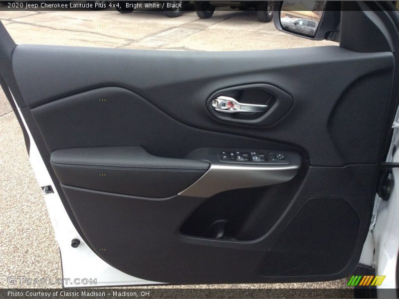 Bright White / Black 2020 Jeep Cherokee Latitude Plus 4x4