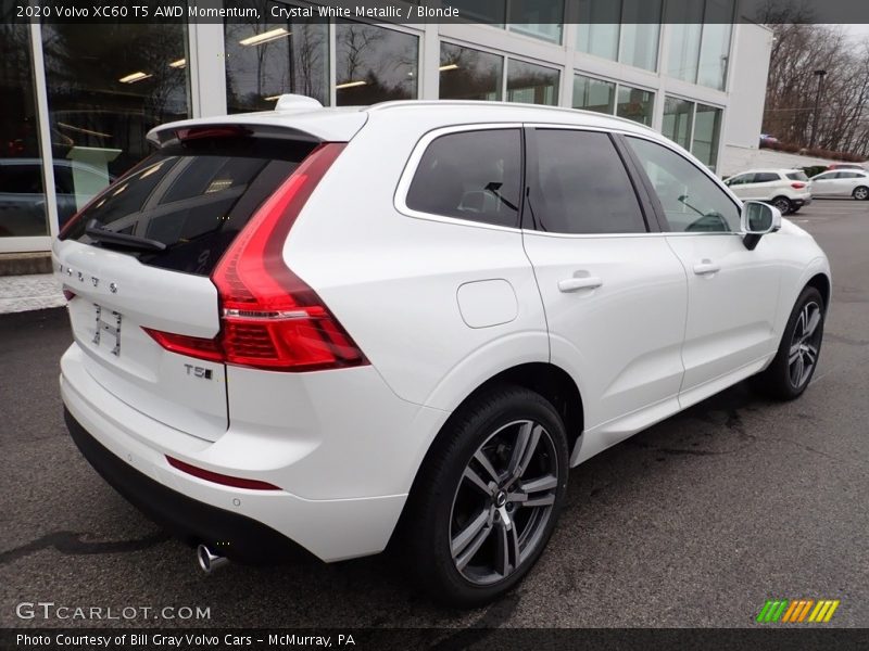 Crystal White Metallic / Blonde 2020 Volvo XC60 T5 AWD Momentum