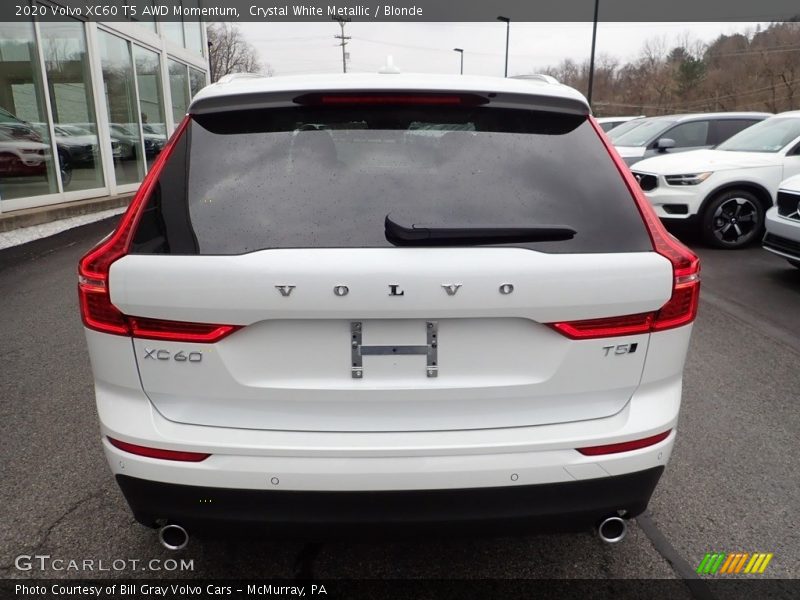 Crystal White Metallic / Blonde 2020 Volvo XC60 T5 AWD Momentum