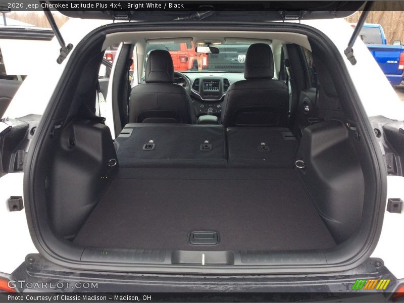 Bright White / Black 2020 Jeep Cherokee Latitude Plus 4x4