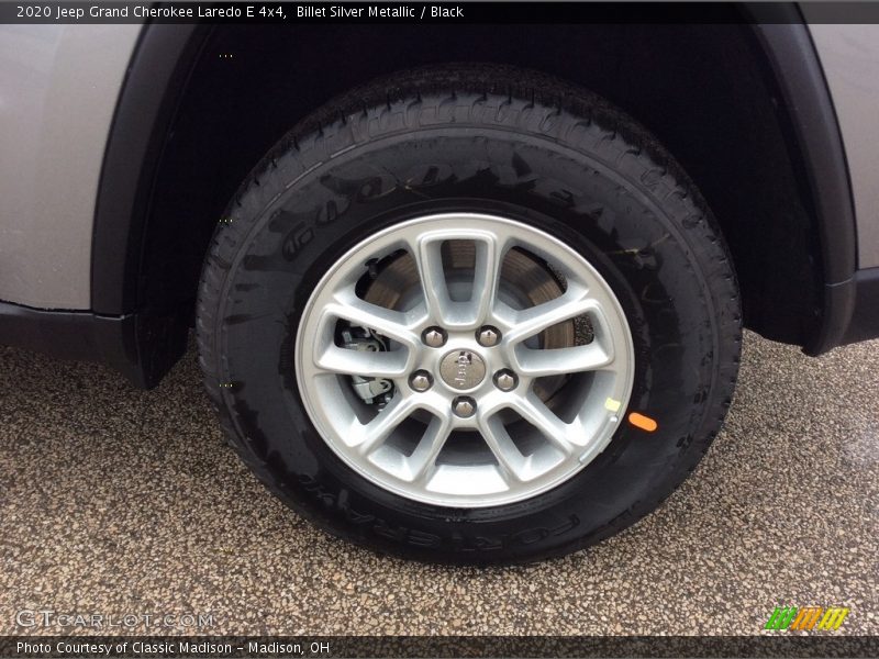 Billet Silver Metallic / Black 2020 Jeep Grand Cherokee Laredo E 4x4
