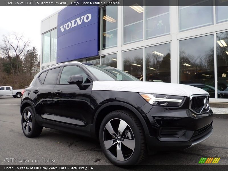Onyx Black Metallic / Charcoal 2020 Volvo XC40 T5 Momentum AWD