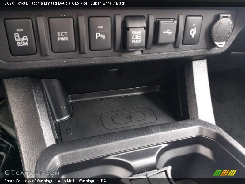 Super White / Black 2020 Toyota Tacoma Limited Double Cab 4x4