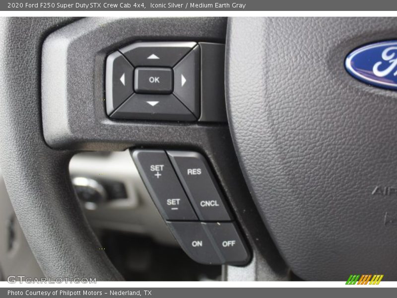 Iconic Silver / Medium Earth Gray 2020 Ford F250 Super Duty STX Crew Cab 4x4
