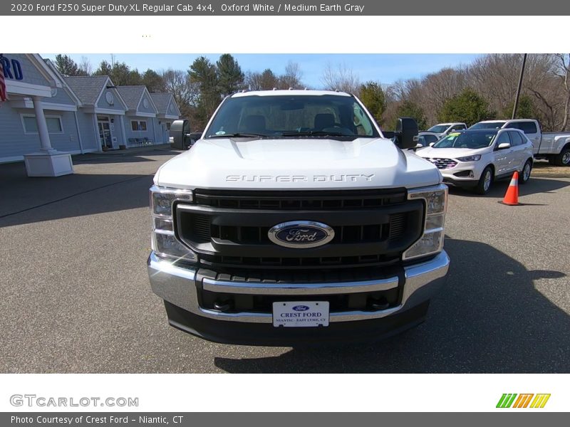 Oxford White / Medium Earth Gray 2020 Ford F250 Super Duty XL Regular Cab 4x4