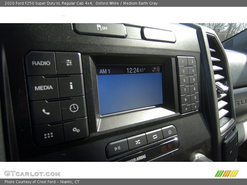 Oxford White / Medium Earth Gray 2020 Ford F250 Super Duty XL Regular Cab 4x4