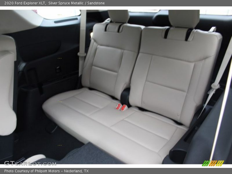 Silver Spruce Metallic / Sandstone 2020 Ford Explorer XLT