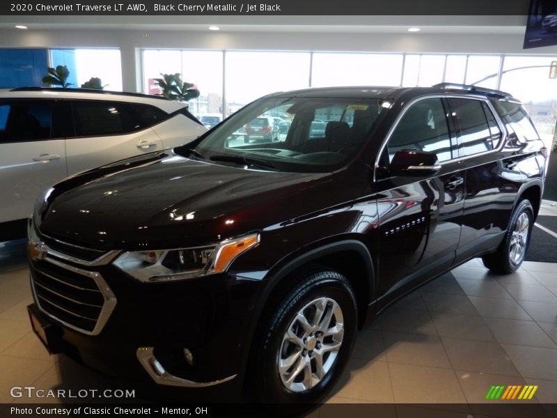 Black Cherry Metallic / Jet Black 2020 Chevrolet Traverse LT AWD