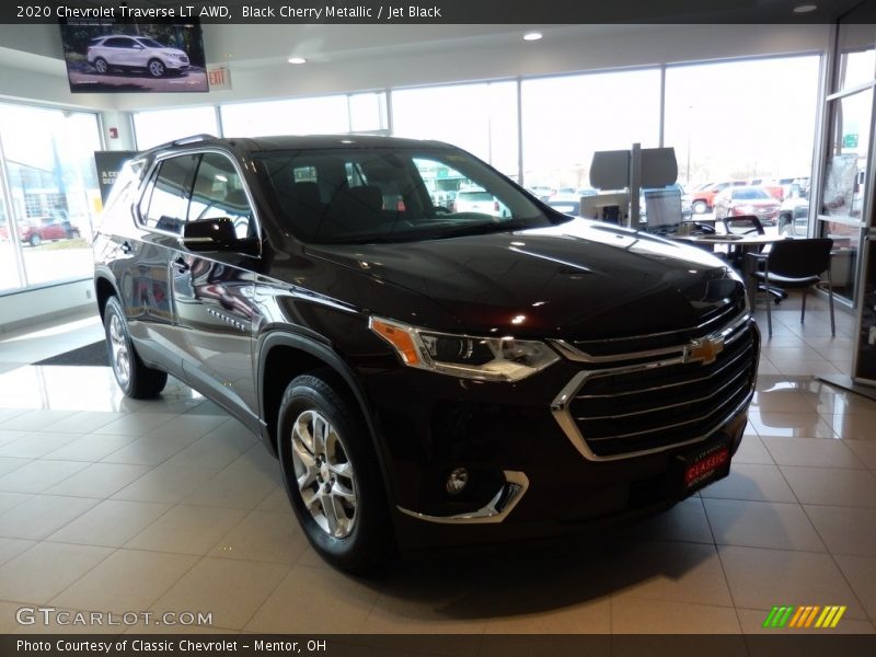 Black Cherry Metallic / Jet Black 2020 Chevrolet Traverse LT AWD