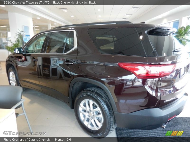 Black Cherry Metallic / Jet Black 2020 Chevrolet Traverse LT AWD