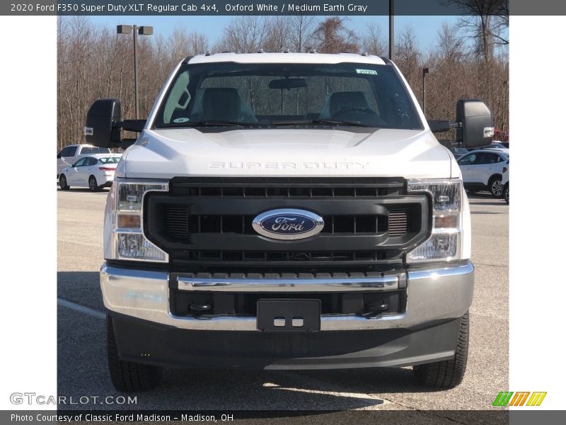 Oxford White / Medium Earth Gray 2020 Ford F350 Super Duty XLT Regular Cab 4x4