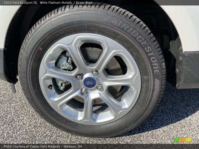 White Platinum Metallic / Ebony Black 2020 Ford EcoSport SE