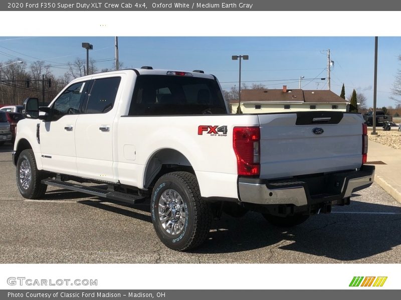Oxford White / Medium Earth Gray 2020 Ford F350 Super Duty XLT Crew Cab 4x4