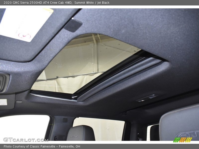Summit White / Jet Black 2020 GMC Sierra 2500HD AT4 Crew Cab 4WD