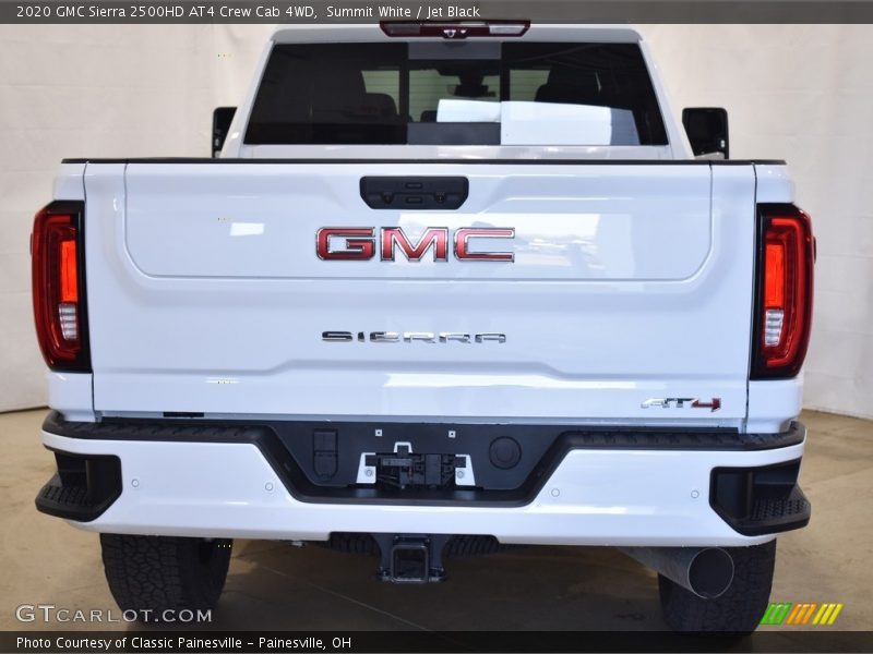 Summit White / Jet Black 2020 GMC Sierra 2500HD AT4 Crew Cab 4WD