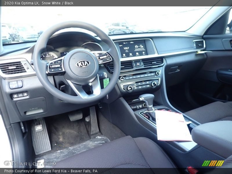 Snow White / Black 2020 Kia Optima LX