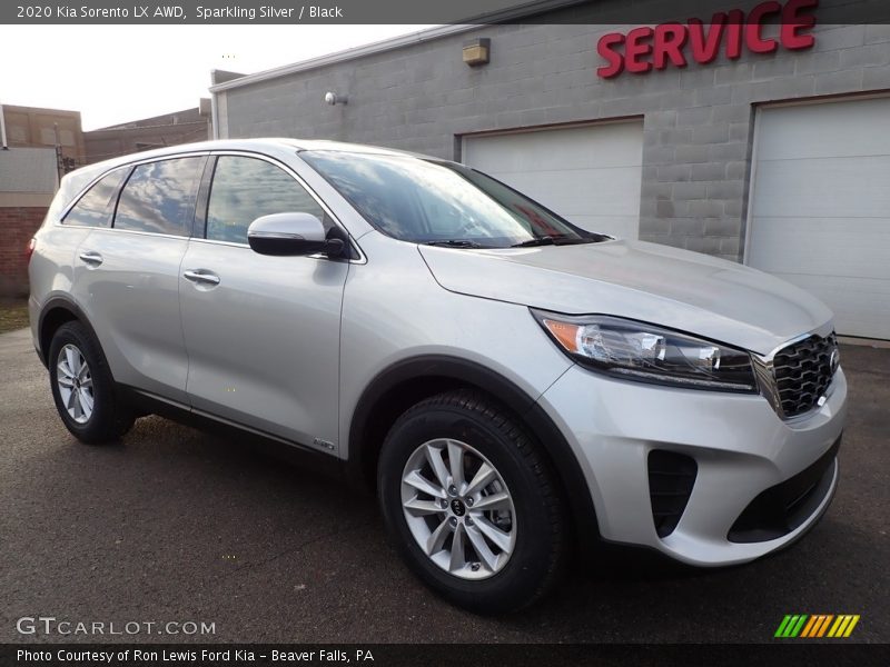 Front 3/4 View of 2020 Sorento LX AWD