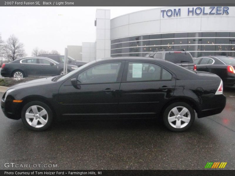 Black / Light Stone 2007 Ford Fusion SE