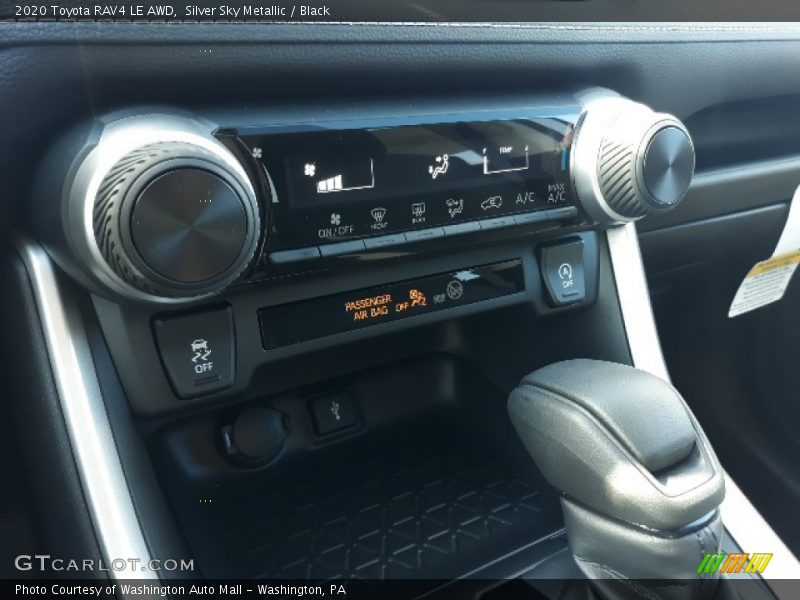 Silver Sky Metallic / Black 2020 Toyota RAV4 LE AWD
