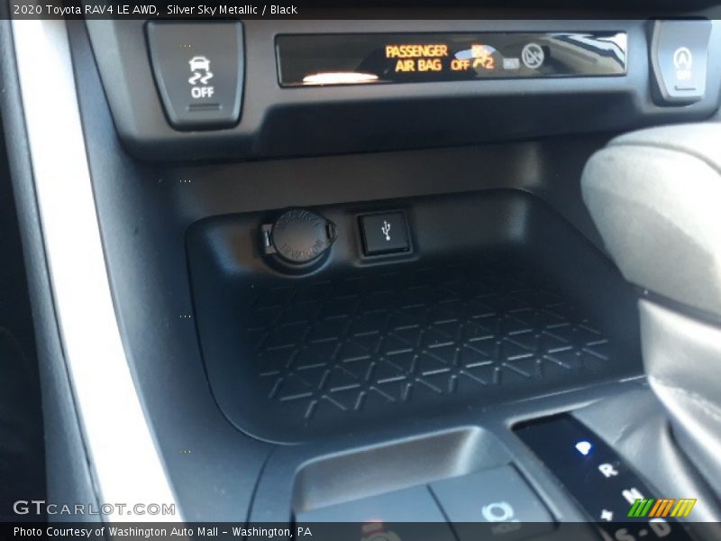 Silver Sky Metallic / Black 2020 Toyota RAV4 LE AWD